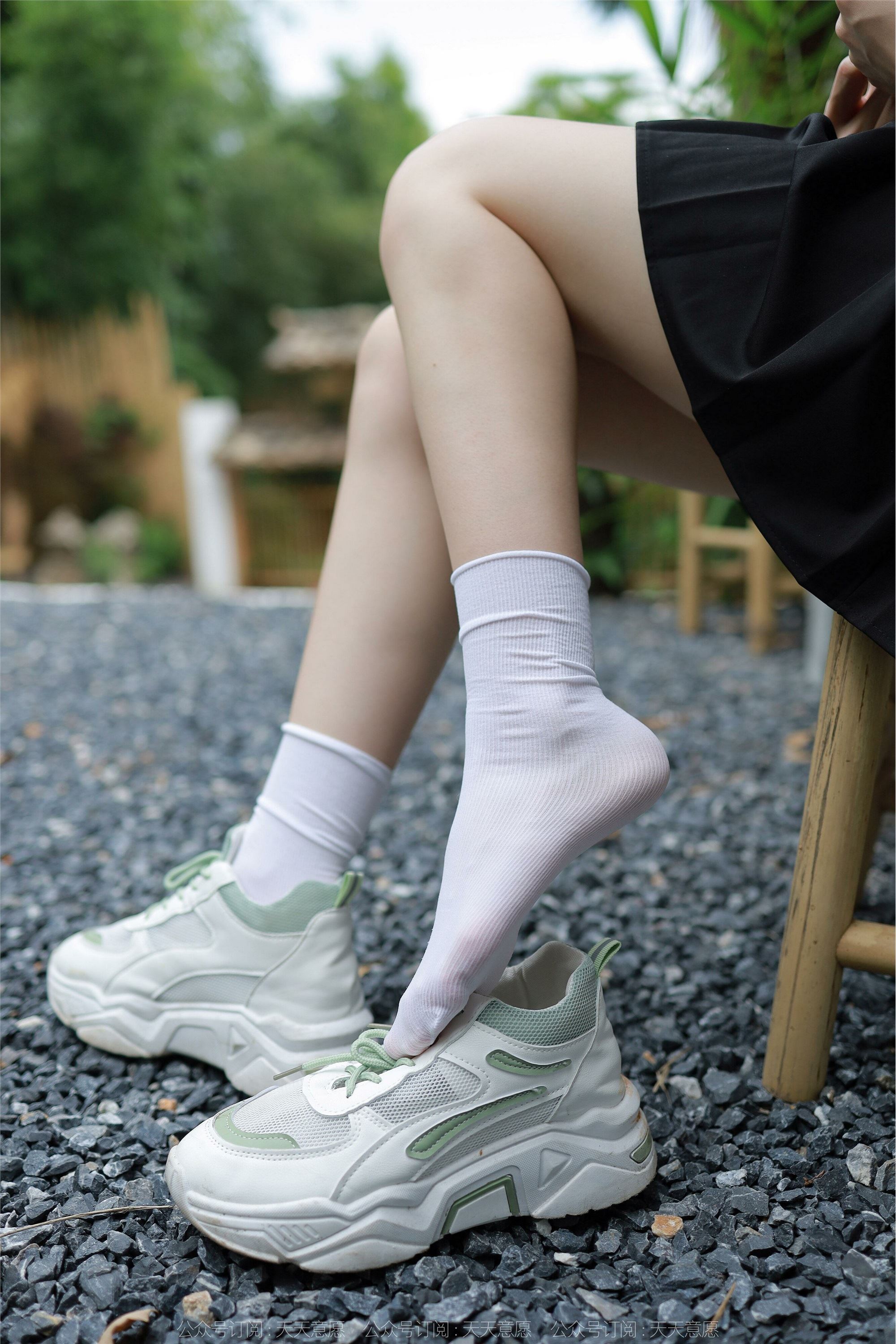 IESS异思趣向  2022.08.11 丝享家 1174：幂幂《新人报道》